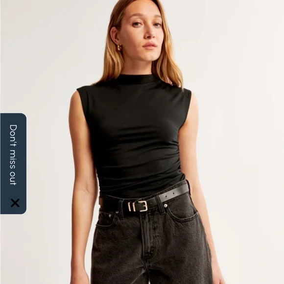 Abercrombie + Fitch Paloma Top - Picture 1 of 7